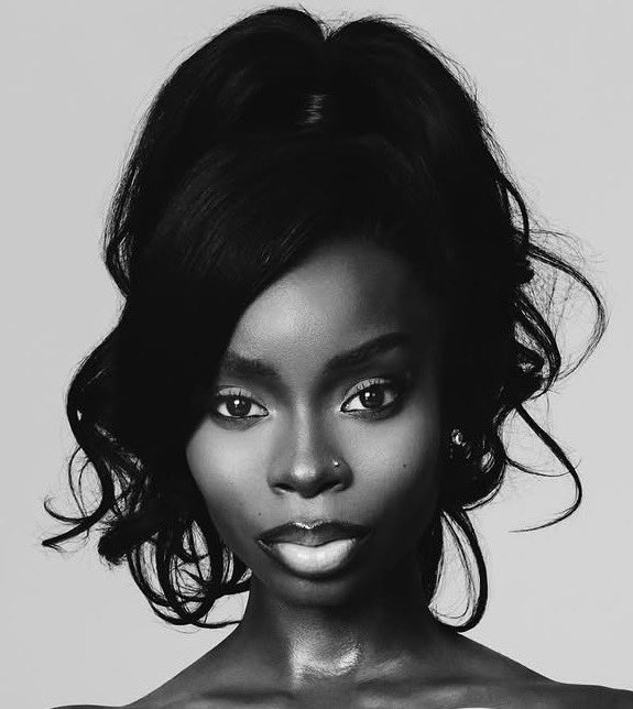 Shania 🖤 tweet media