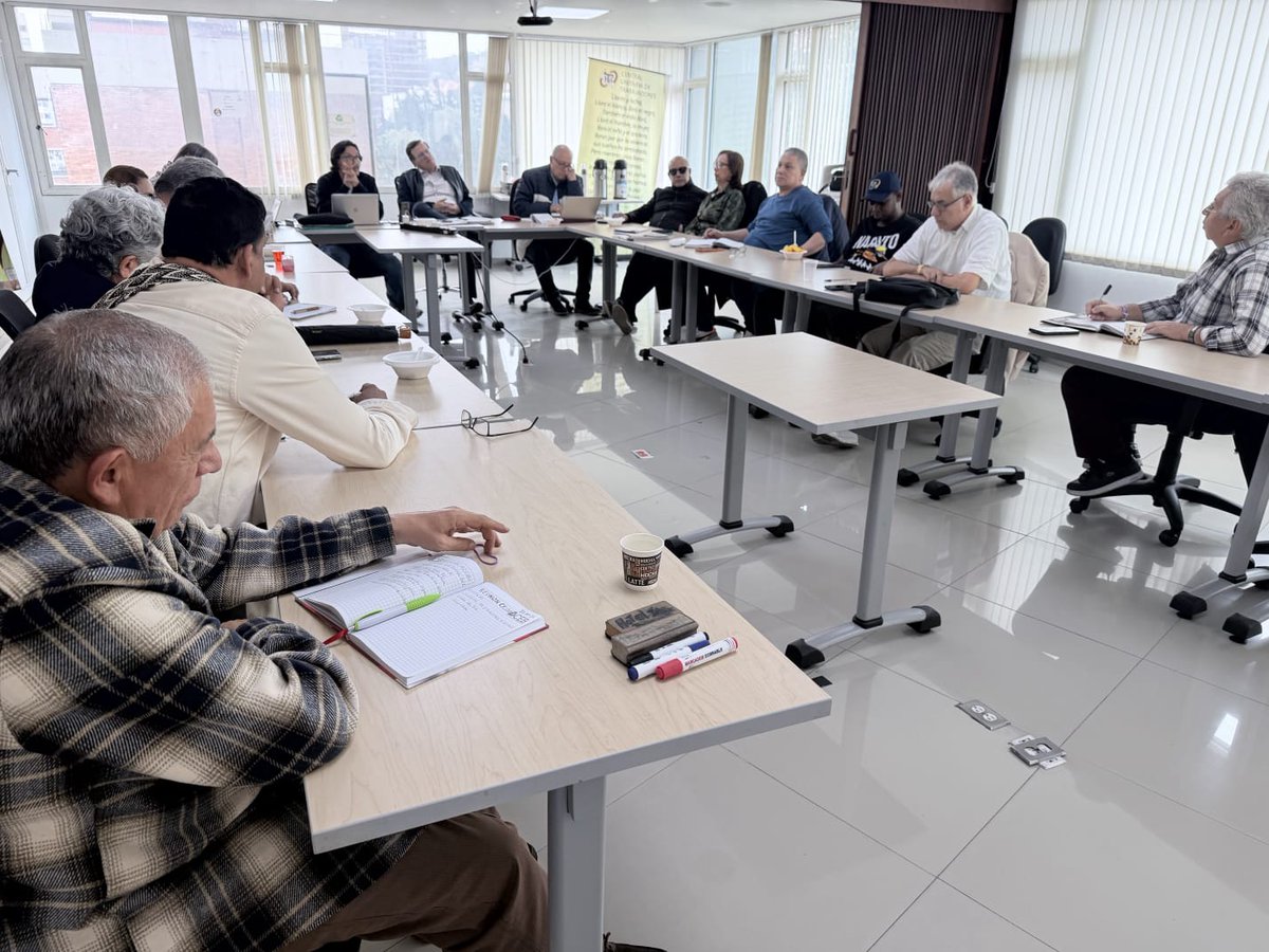 Central Unitaria de Trabajadores tweet media
