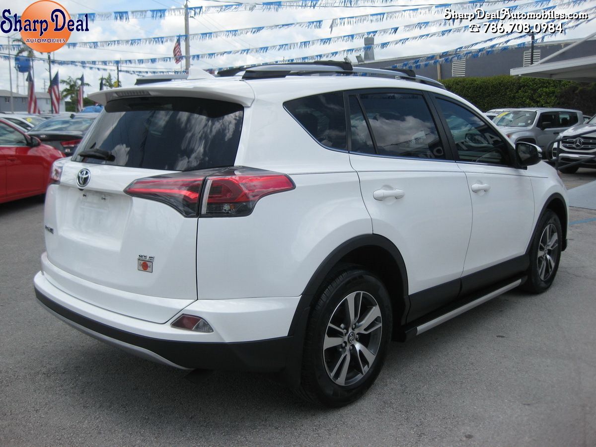 SharpDealAuto's tweet photo. 2017 Toyota RAV4 
📍 Hialeah |  786-708-0984
Quick financing! DM now! 
¡Financiamos rápido! Aprobación garantizada 
#HialeahCars #CarrosFinanciados #BuyHerePayHereMiami #carsforsale #carsofinstagram #autosale #SharpDealAuto https://t.co/eUZHPDsZp0