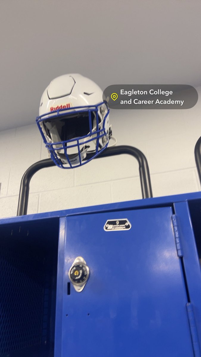 RB Riley York tweet media