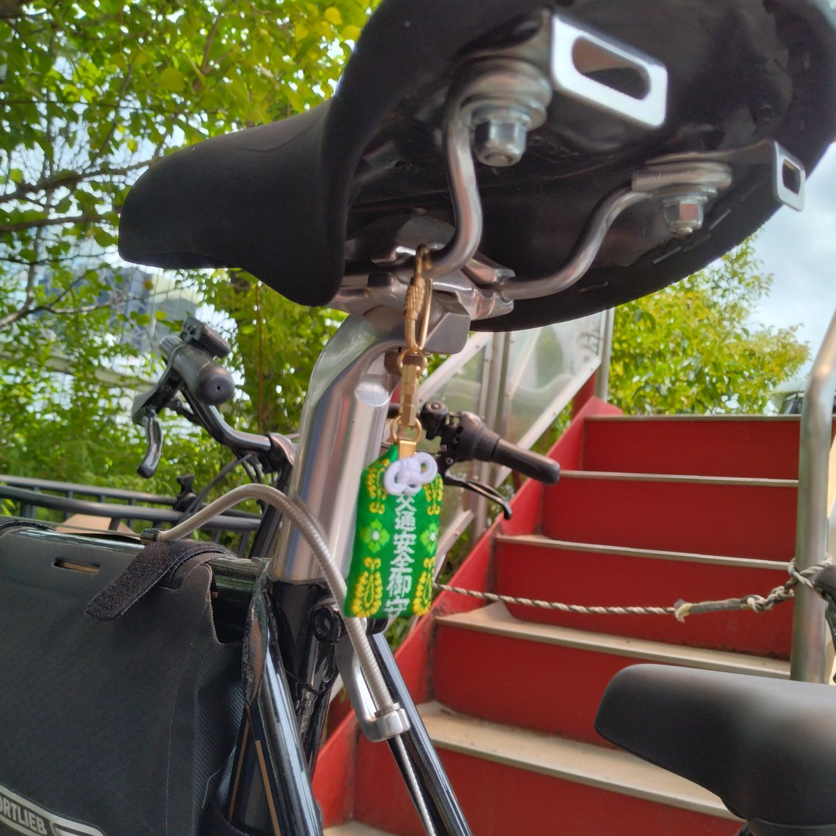 1200cycle's tweet photo. サイクリング日和
都内名所めぐりのサイクリングイベント中

神田明神でお守りGET https://t.co/RyMCq2AYmU