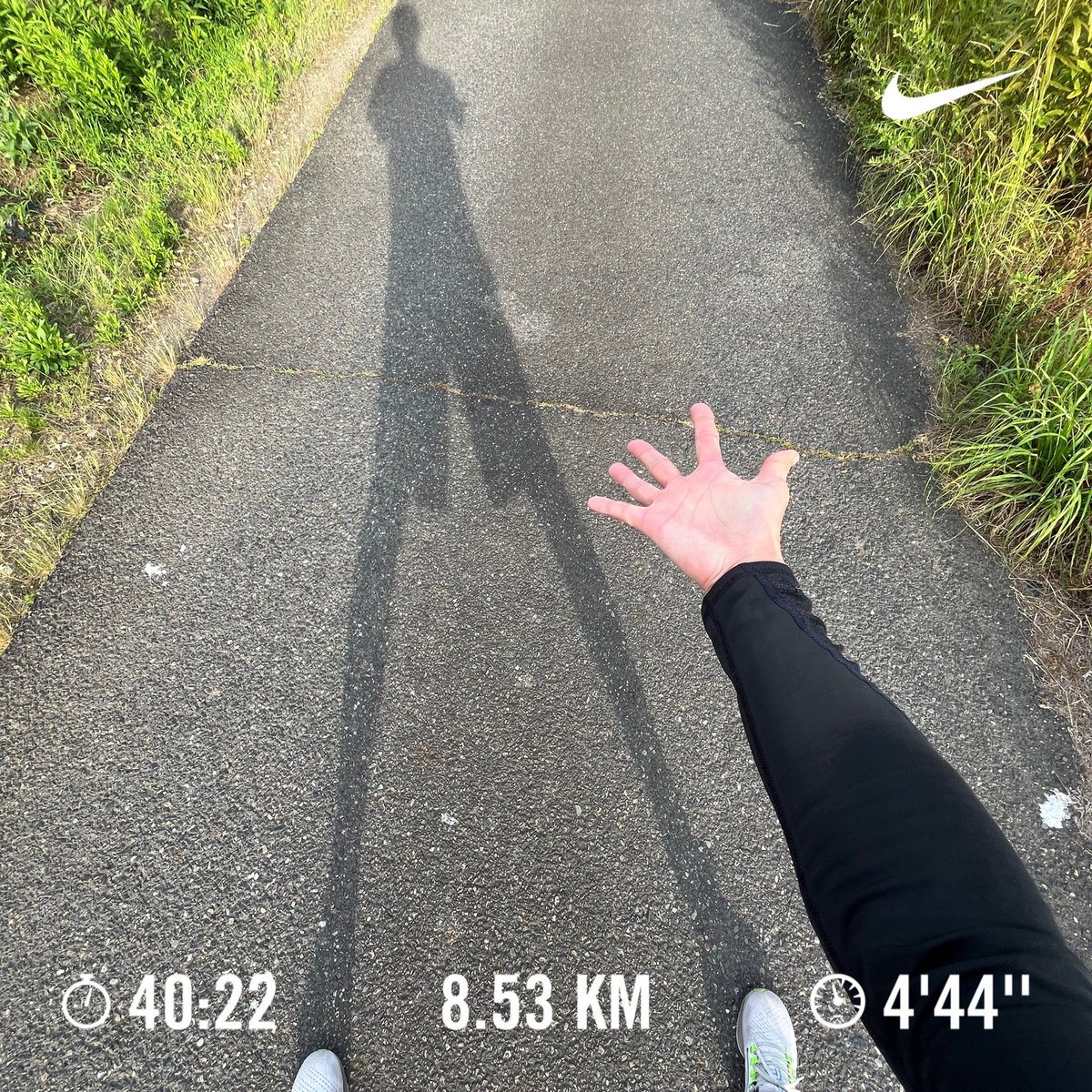 pt_et's tweet photo. 今日は走らんつもりやったけど走れた
#朝ラン
#ランニング
#ちょっと得した気分
#走り終えたこの時間が1日の中で好き
#5月あと1回走れば150キロに行く
#なんとかあと1回走れますように https://t.co/tgySofFqEY