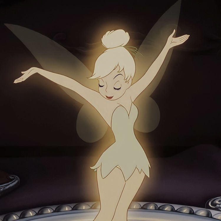makeuswt's tweet photo. close enough, welcome back tinker bell https://t.co/AI52hNMnMO