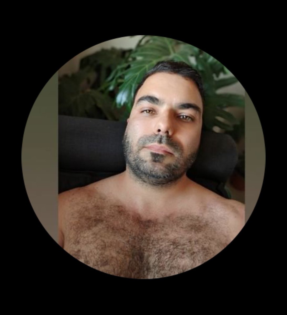 viclectico's tweet photo. @Gnoiser3 @DavidR2593 Con esa cara y preguntándole a Gemini, medícate tu! 🤣 https://t.co/iK8t3MykZy