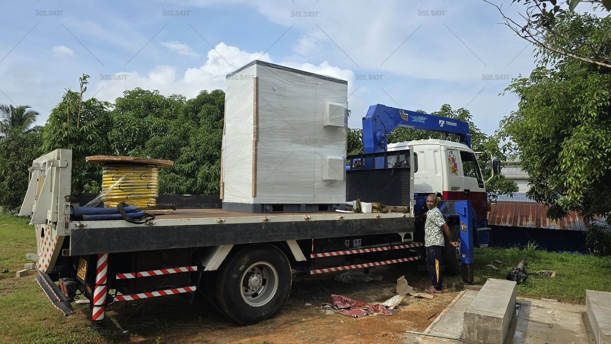 BslbattLitio's tweet photo. Another #BESS project is under construction – this time, it will bring robust power security to Sri Lanka's commercial sector. 🔋
Product Link: https://t.co/eRcmG83gof
#EnergyStorage #CommercialSolarEnergy #BSLBATT #Microgrid #RenewableEnergy #CleanEnergy #LithiumBattery https://t.co/DB3Lcl8ZiS