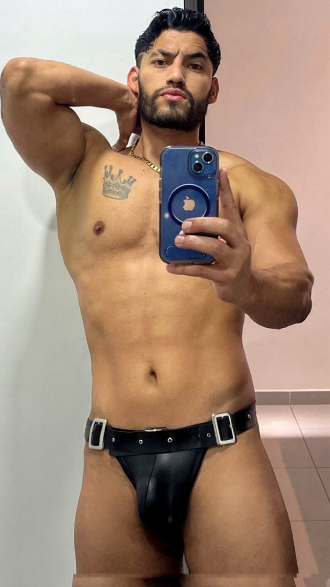 DanStrong24's tweet photo. #model 🇨🇴 #body #muscle #jockstrap https://t.co/s7kRgXhcJs