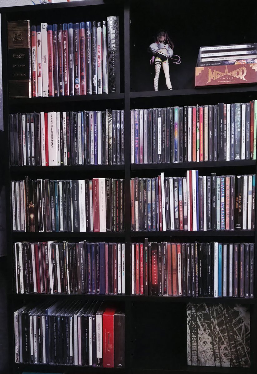 zZimbra's tweet photo. New CD shelf! Went pretty hard with collecting CDs and now they have a proper home 😌 https://t.co/TXlF3w38mD