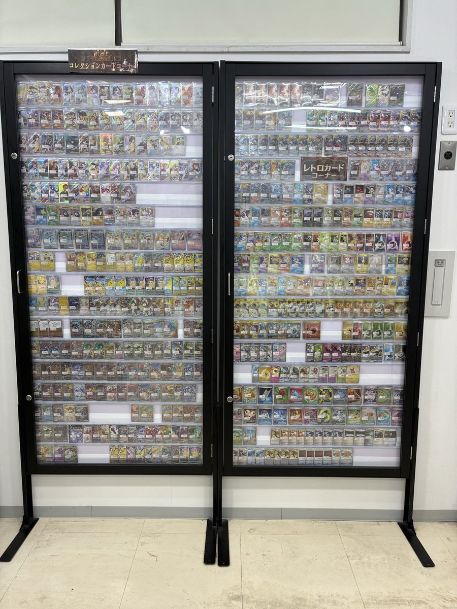 スパショ10 in 高雄 カードローダー入り ヒチョル トレカ オープンしました！ 各ショーケース充実しております✨ 各種オリパ販売