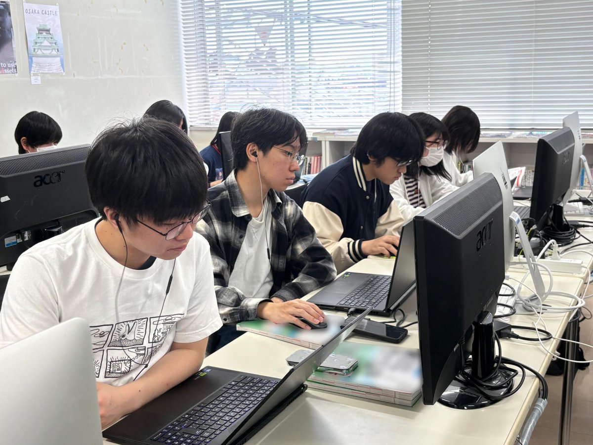 art_design_jpn's tweet photo. #ゲーム・CG科 担任の大槻です💻
本日は1年生の授業『MOS演習』の様子を紹介します！

Microsoft Office Specialist（MOS）
Wordの検定取得に向けて学習しています！✏️
全員合格できるよう、一歩ずつ頑張っていきましょう！✨💪

#国際アートアンドデザイン大学校 #3dcgデザイナー #クリエイターになりたい #なりたい自分 #好きなことを仕事に #クリエイティブな仕事 #心を動かす #モ��ションデザイナー #3dアニメーション