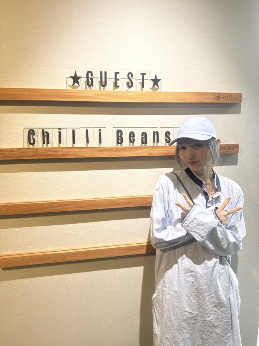 Chill_beans_fan's tweet photo. モニがフランス軍のミリタリー古着を着てて驚き😮
めっちゃ似合うな！ https://t.co/K6XUzCH9o4