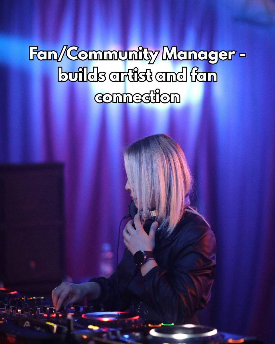 EtheliaRecords's tweet photo. The music industry is more than just artists 🎶

From A&amp;R and tour managers to merch, marketing, and creative teams, there are so many behind-the-scenes careers people don’t know about 👀

Learn more: https://t.co/DsuhRHQcfC 

#MusicIndustry #MusicCareers https://t.co/F2pLwDMMCx