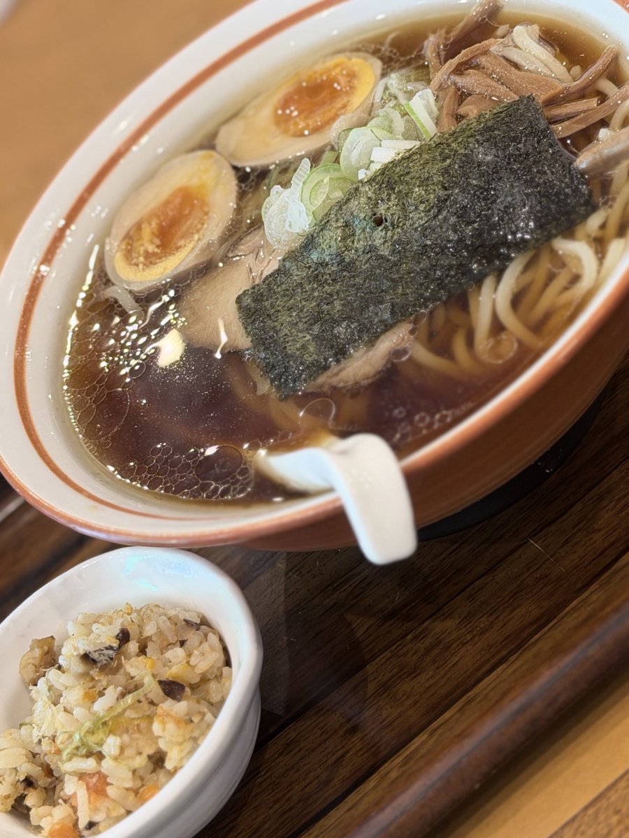 青赤主任 tweet media