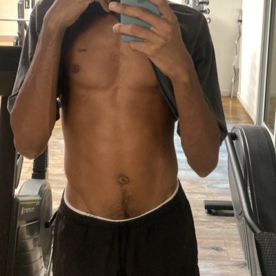 putoluan1's tweet photo. #NovaFotoDePerfil https://t.co/XukyfJymDV
