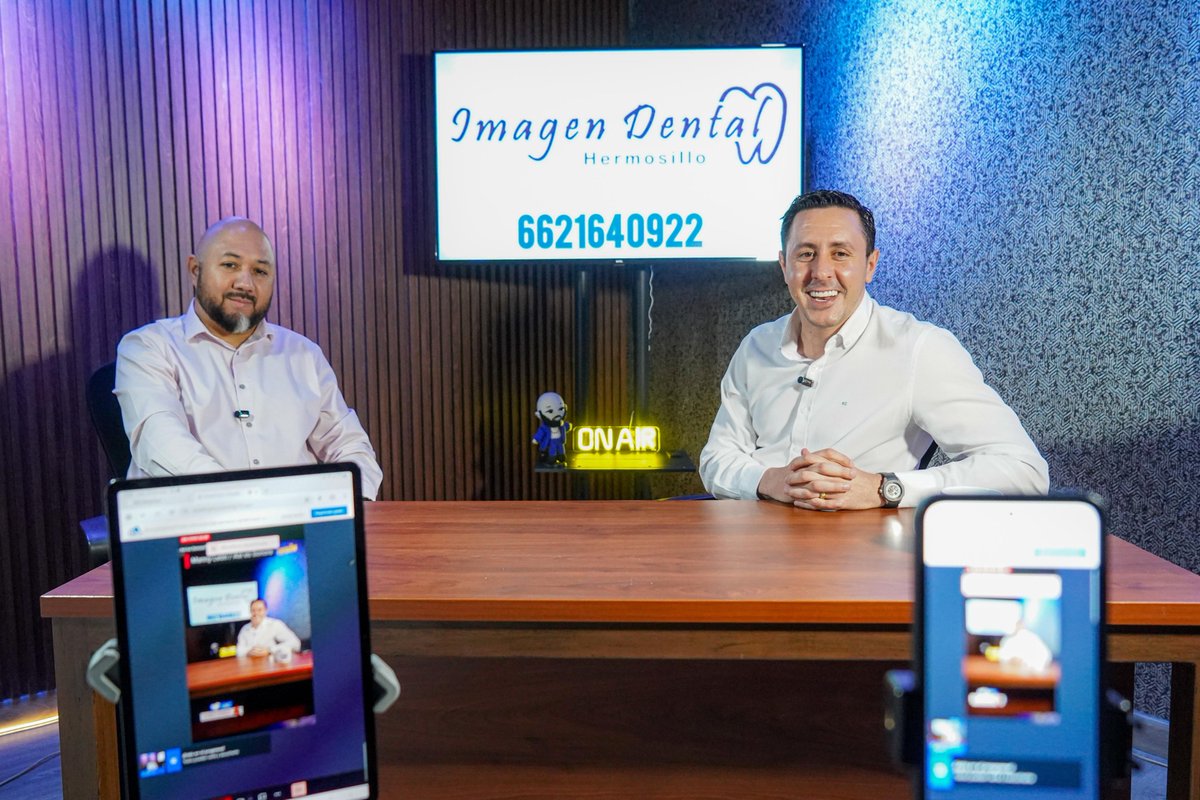 FernandoRVM's tweet photo. Hay apoyos que pueden cambiar vidas.

Un gusto platicar con @MannyLeonS y con el equipo de Así es Sonora sobre los programas sociales que ya están en marcha desde @SonoraBienestar.

Compartimos el trabajo que se está impulsando para acercar más oportunidades a personas en situación de vulnerabilidad, como parte de la visión del gobernador @AlfonsoDurazo.

¿Qué necesidad debería atenderse con prioridad?