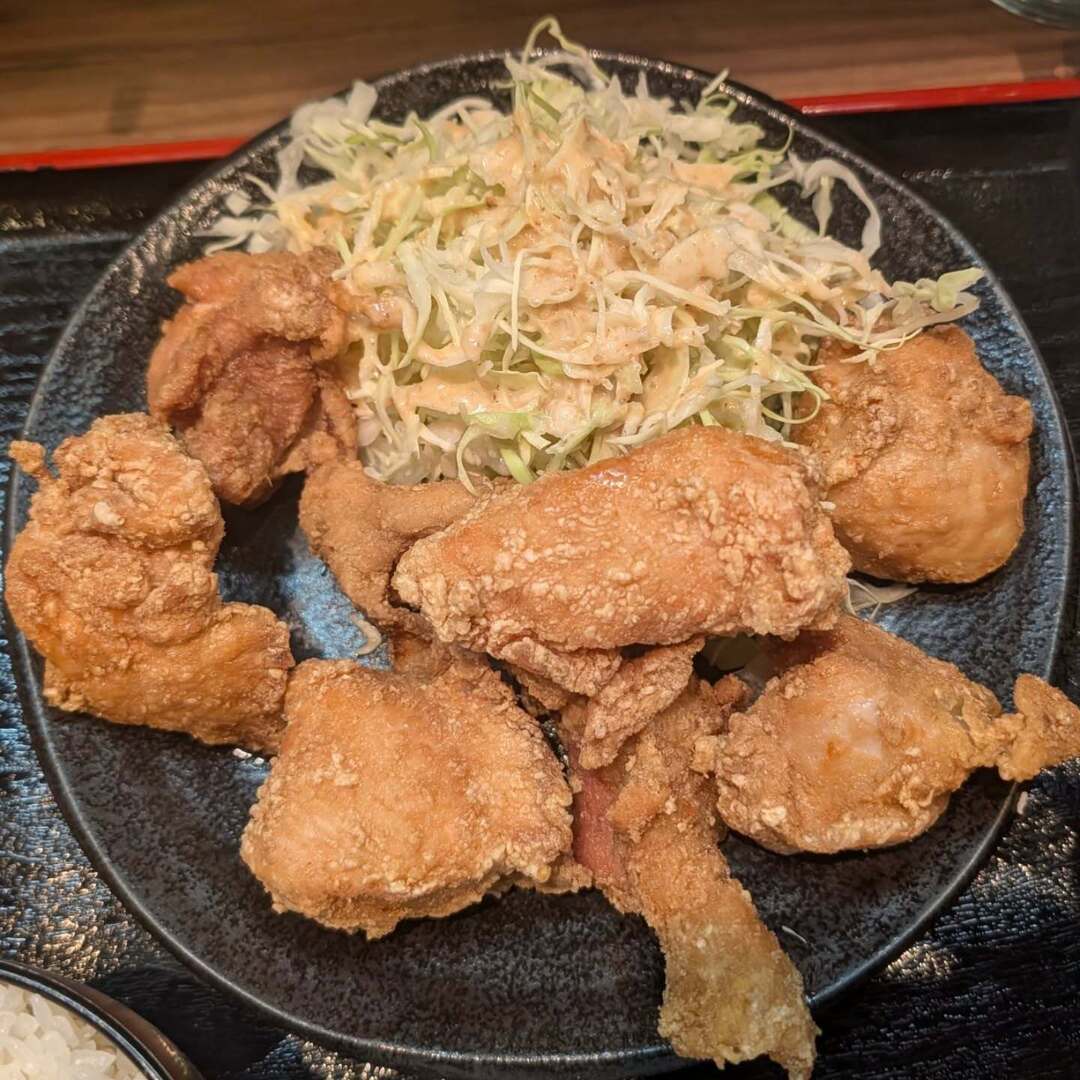 max048's tweet photo. なんだか朝からすごく唐揚げの気分だったので、こ��。
いやー、満足しました。
＠もり山食堂 #虎ノ門ランチ #霞が関ランチ https://t.co/K3AiIYKX28 https://t.co/cCEZ9sj9CL