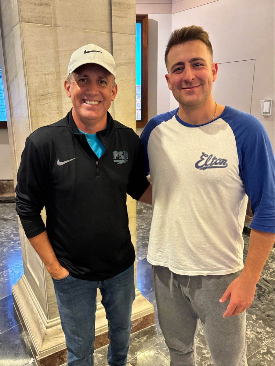 davidplack's tweet photo. Ran into Michael while in line at the National Archives in DC. I got to know him through his years attending our @FSUMusicCamps. You knew then that he was destined to do BIG things, and it doesn’t get much bigger than being in THE Marine Band. Could not be more proud of him. 🇺🇸 https://t.co/0iuEyW0X8a