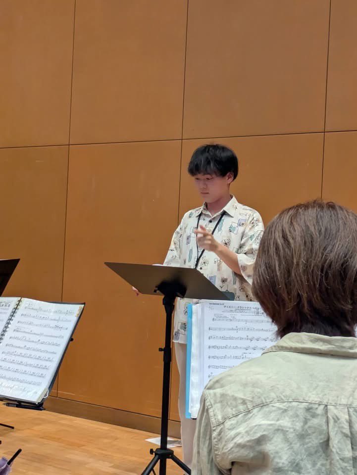 oosakadan1's tweet photo. 5/23(土)
さっそく次のファミリーコンサートにむけた練習がスタート😊
今回もどうぞご期待ください！

□見学会のお知らせ□
私たちと一緒に演奏しませんか？
ブランクある方も大丈夫！
6/7(日)14〜16時
寝屋川市立エスポアール　多目的ホール
持ち物　楽器、譜面台、ボールペン

お待ちしています♬ https://t.co/aUXQjLIH2L