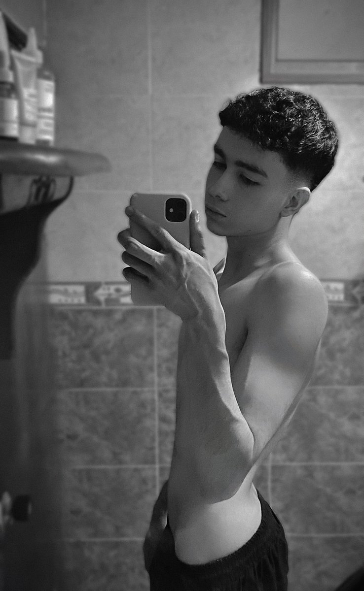 Itsnoahx's tweet photo. https://t.co/UuYFBkPB21