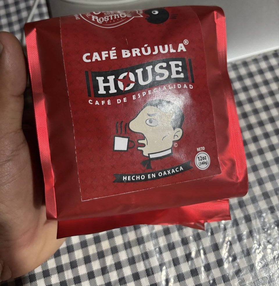 ficovh's tweet photo. Un blend de los amigos de Café Brújula de Oaxaca. https://t.co/luDMz7A8yn