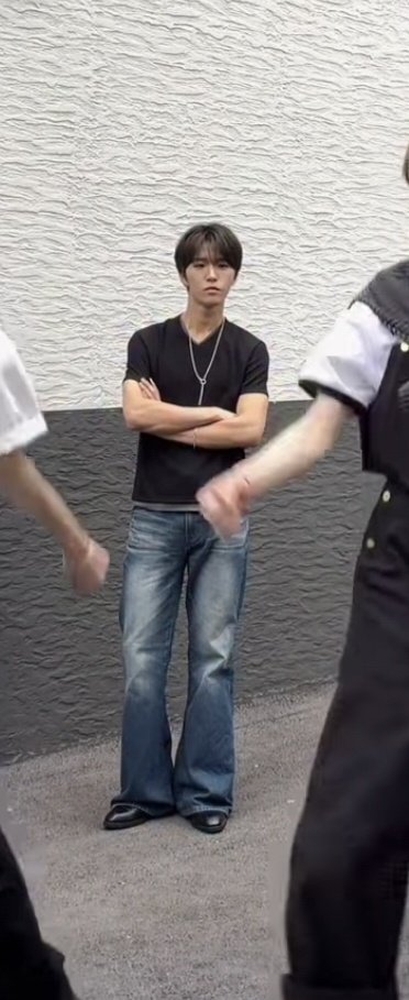 로로 tweet media