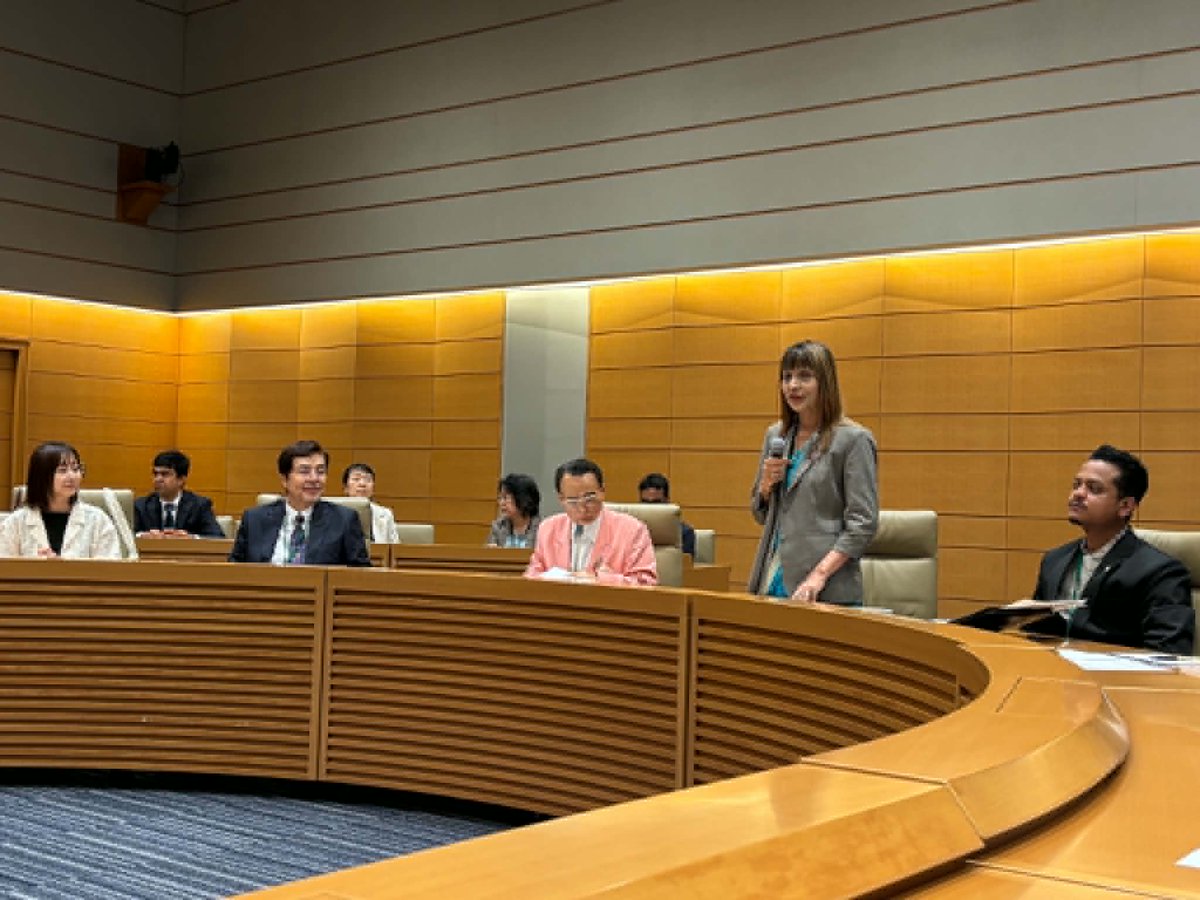 kenIijima4's tweet photo. ネパールから来日したUsha Giri氏のスピーチ。環境・教育・農業・経済、そして国民皆保険などに関しての話が中心。
私達は親日国ネパールを応援する。
#ネパール
#井脇ノブ子
#環境
#飯島ゼミ
#飯島謙一 https://t.co/kLXpOxhxmF