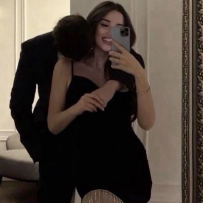 Afemale_0's tweet photo. كل عام وأنت الأول في حياتي وقلبي وعيني .. 🫶🏻❤️❤️
 #كل_عام_وانتم_بخير #عيد_الأضحى_المبارك https://t.co/jmQlyurMH1