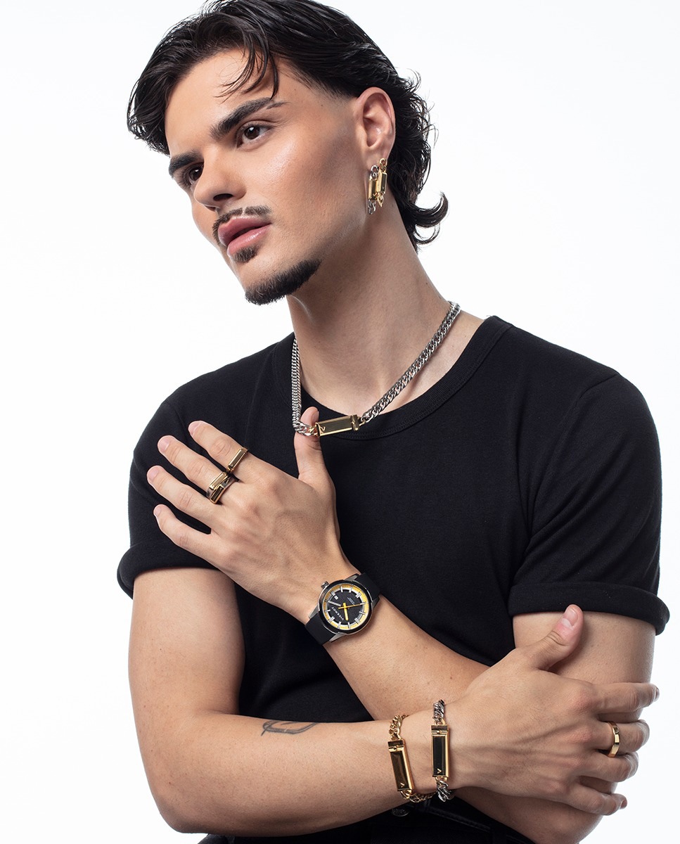 Cinthy_AM's tweet photo. Dioooos! Que bonito Abraham Mateo
Me encantaaaaa https://t.co/j547FIEo1T