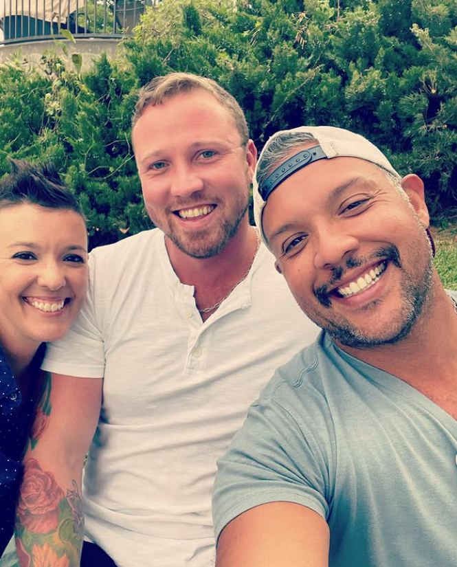 BiThreesomeClub's tweet photo. Loving both of them should be illegalβ¦ but itβs notππ
#BisexualThrouple #ThroupleGoals #PolyLove https://t.co/rKTcbLDrum