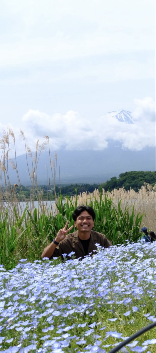 MiraclesMakers's tweet photo. ネモフィラ🌱 https://t.co/6voa4rANLP