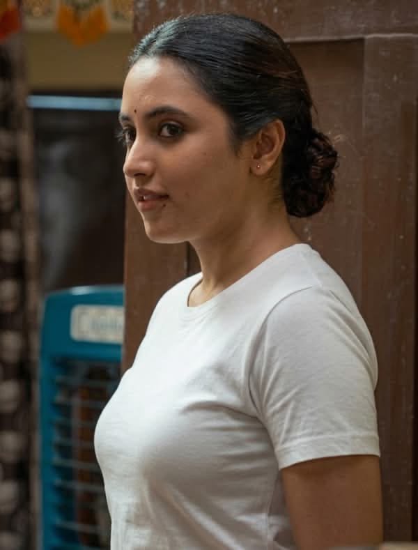 vishalisissy's tweet photo. Sissy me walking in our terrace ~

To impress our neighbour bachelor boi. Me wearing tight tshirt and small explosive panty infront of his house

I didn't believe he signalling me remove my dress 

Me shamelessly removing my dresses in the open terrace and my body to him https://t.co/M9HRggj9f8