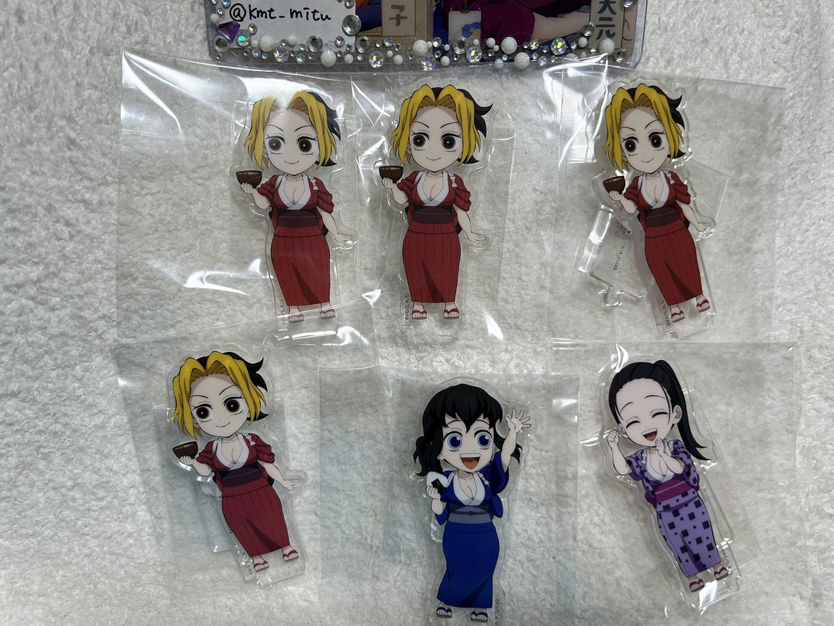 kmt_mitu's tweet photo. 鬼滅の刃　繋がるアクリルスタンド
柱稽古編　

まきを、須磨、雛鶴

嫁ず３人セットで（下段横一列）
お迎え頂ける方いらっしゃいますか？

【求】定価＋送料 https://t.co/C5WcL193Pd