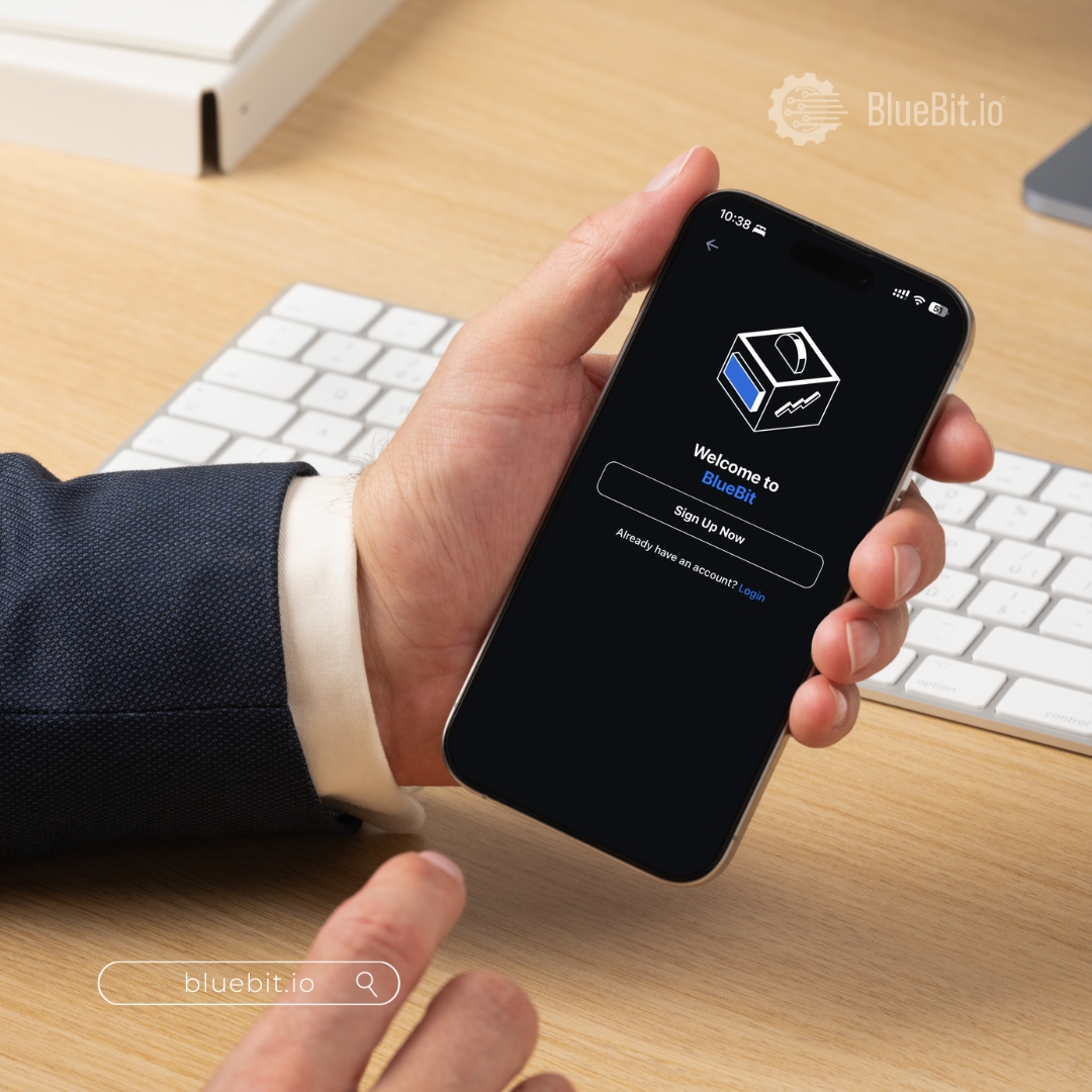 Bluebit_io's tweet photo. ☀️ New day, fresh opportunities, and the crypto market ready to explore.

What’s the first page you open after signing into BlueBit? 👀👇

Start your day connected to the market with BlueBit. 🚀

#BlueBit #Exchange #GoodMorning #Crypto #Trading https://t.co/L8g6uBDO4y