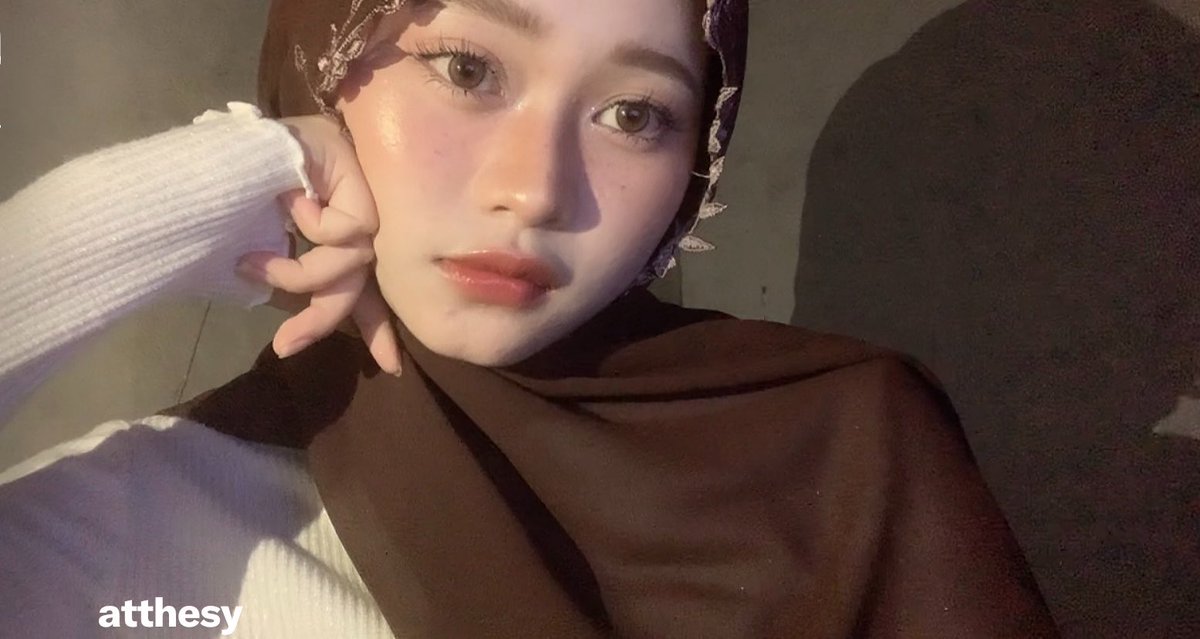 atthesy's tweet photo. selamat hari lebaran https://t.co/C1pZXgQV8e