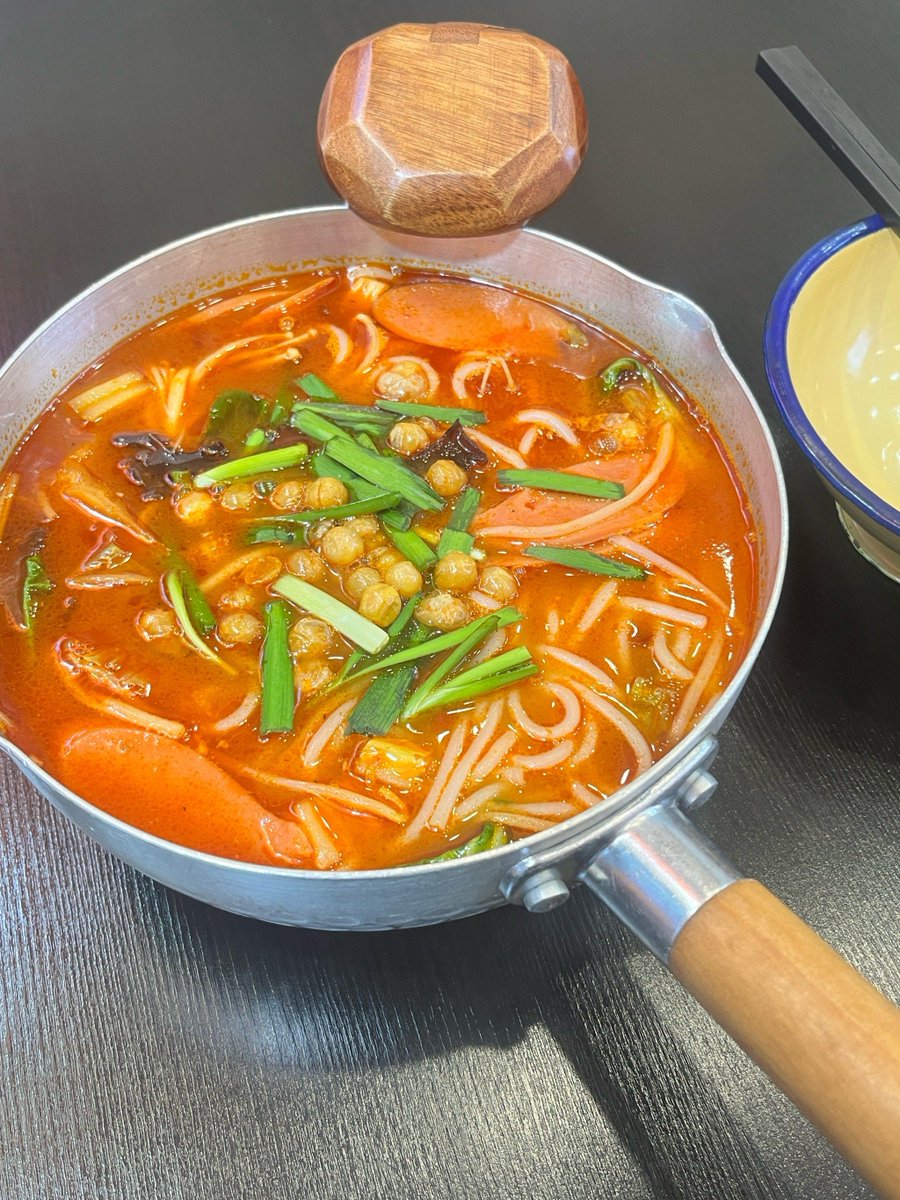 gregmclarensen's tweet photo. Late night, warm bite. Miso soup, fluffy edamame, and a quiet table—nothing fixes a tired day like a tiny open eatery’s soft glow. https://t.co/Q2fbArSUEL