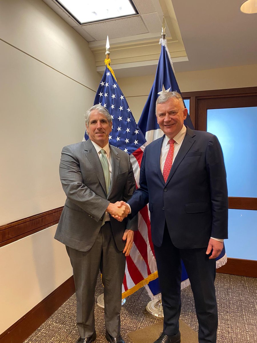 pawelbejda's tweet photo. W 🇺🇸 o bezpieczeństwie, współpracy i modernizacji Sił Zbrojnych 🇵🇱

Odbyłem ważne spotkania w Waszyngtonie z:
• Michael Duffey - Podsekretarz Wojny ds. zakupów i utrzymania;
• Thomas DiNanno - Podsekretarz Stanu ds. kontroli zbrojeń i bezpieczeństwa międzynarodowego;
• Mary Beth Morgan - pełniąca obowiązki Dyrektor Agencji Współpracy Obronnej.
Rozmowy dotyczyły rozwoju współpracy obronnej w zakresie transferu technologii,  zdolności obsługowo-remontowych, a także perspektyw dystrybucji sojuszniczej produkcji zbrojeniowej w kontekście koncepcji NATO 3.0.

@MON_GOV_PL @Defence24pl @WarNewsPL1 @Polska_Zbrojna @PortalObronny
