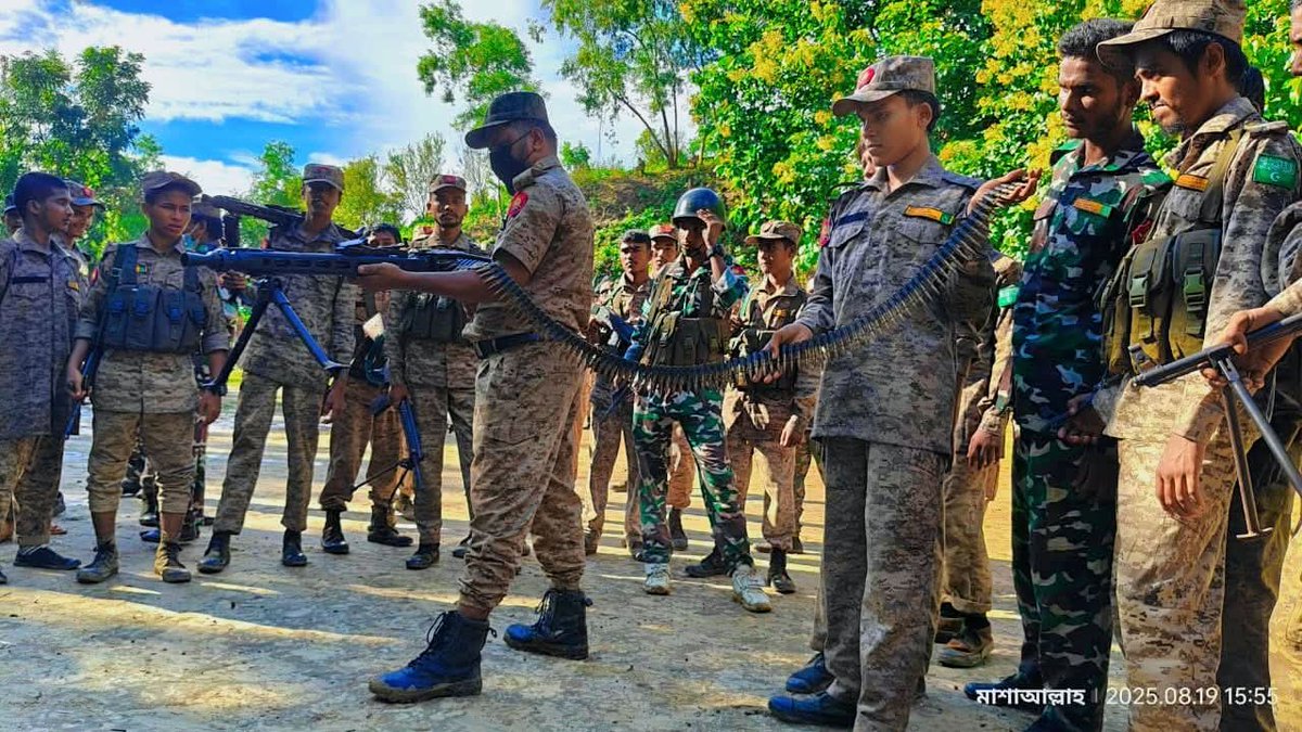 RSOArmyLife's tweet photo. RSO=URDF is moving tirelessly for the nation (Rohingya) in Arakan. We have been sacrificing our lives and properties just to make our nation free in Arakan. If you want to cooperate with us ( RSO), you will be accepted and welcomed. https://t.co/moOpgiBEgR