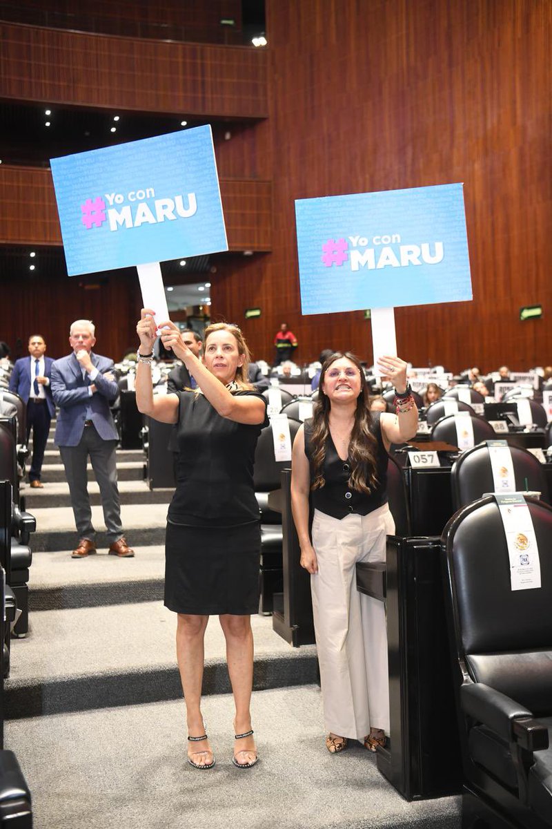 rocioglzcuu's tweet photo. Junto a @ManqueGranados defendemos Chihuahua y a nuestra valiente Gobernadora @MaruCampos_G 

Ellos, los de Morena a sus narcos del bienestar https://t.co/SKsQ6cKYpu