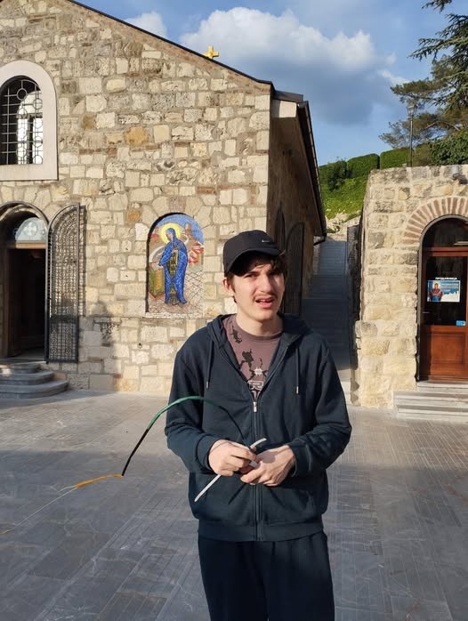 DomaceOd's tweet photo. Samo jednu želju imam,da ozdravim.
Pomozite da mi se ta želja i ostvari.
174 na 2407 za Miloša.
Računi korisnika
Dinarski:
160-6000001739313-31
Devizni:
160-6000001739470-45
IBAN:
RS35160600000173947045 SWIFT/BIC: DBDBRSBG https://t.co/UFUKhTR1SC