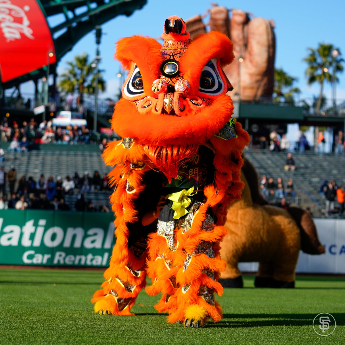 OracleParkSF's tweet photo. A special night celebrating Chinese culture at the ballpark 🐲 https://t.co/8w1BgXdD3O