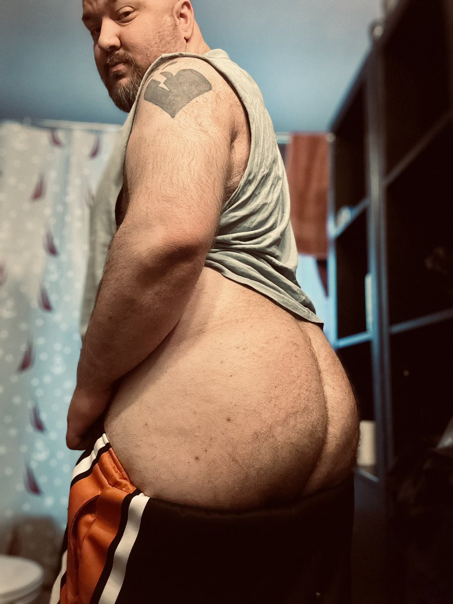 nonspecific84's tweet photo. Glad I have found somebody who worships my ass and makes me feel sexy as hell. Plus he fucks me so good it makes me lose my mind https://t.co/VnwRMasGJ7