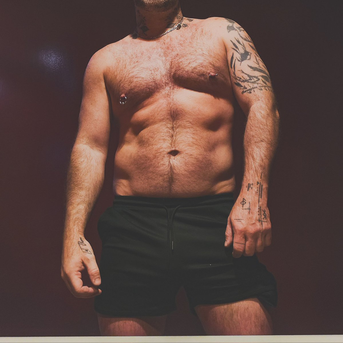 nimbyskies's tweet photo. #muscle #beefy https://t.co/B5xLCIVdkb