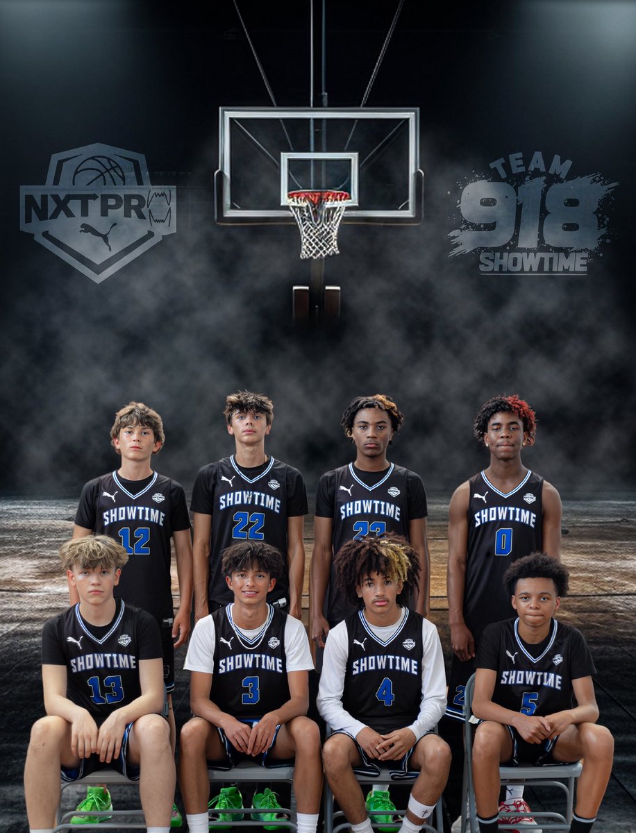 Teamshowtime918's tweet photo. Family..@NxtProHoops  #teamshowtime918 https://t.co/lccEmhFwri