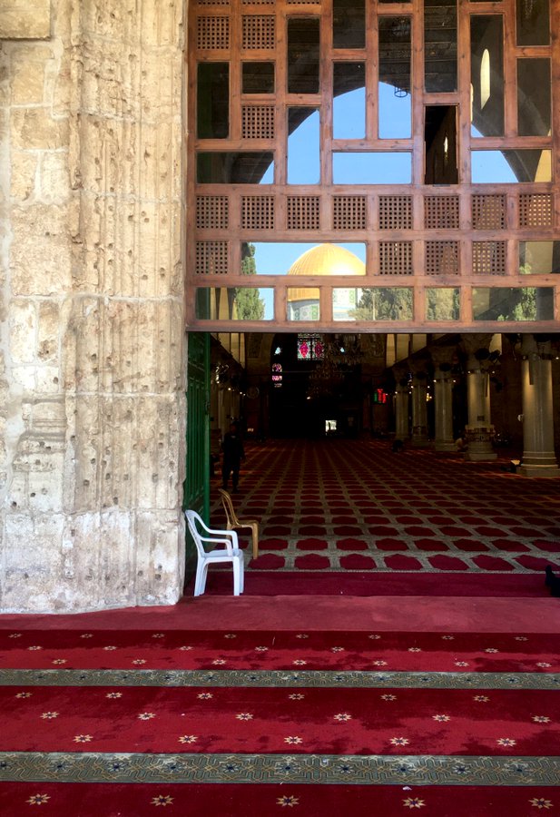 Halis_Mutlu's tweet photo. İbrahimi bir başkaldırı,
İsmaili bir teslimiyet,
Davudi bir duruş,
Muhammedi bir yaşam niyazıyla
Hayırlı bayramlar... https://t.co/jmHvlWlkVB