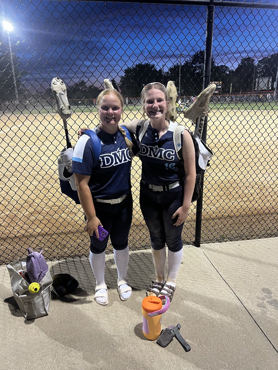 IzzieJerome's tweet photo. Had a good outing today. In JV went 3-3 with 1 RBI, sadly we lost 10-11. I got good work at 1st in varsity, went 2-2 and scored, went on to win 6-1. @AllieHarrigan had a great game in the ⭕️.

@kcroossb @SCStormSoftball @cunesoftball @sami_miller34 @DiamondAddicts @DrakeSoftball https://t.co/KZCpyPCl0w