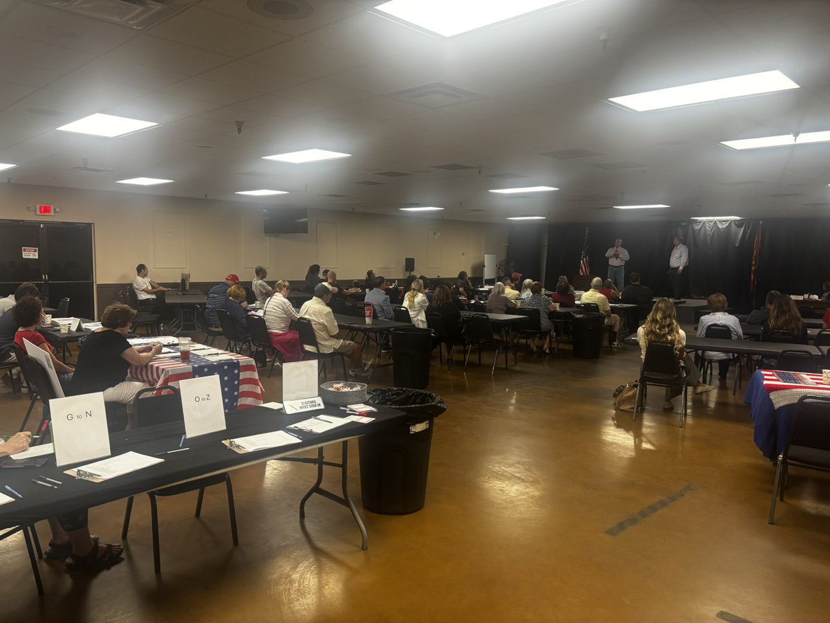 RealLeslieWhite's tweet photo. #LD5 May PC meeting! Education is key! Listening ๐๐๐to candidates running for office - Interviewing candidates is super important. Do they believe in #PromisesMadePromisesKept like #Trump? https://t.co/WYrHwQSEoo