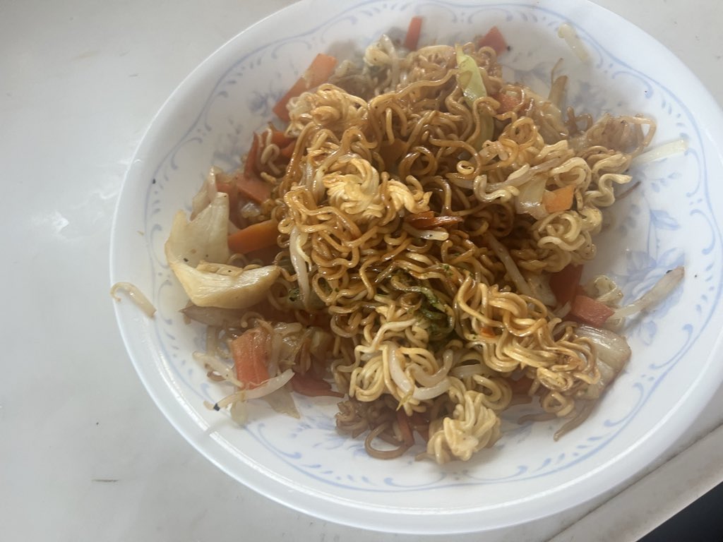 alfreein's tweet photo. 本日の昼食

本当俺の呟きって反応ないよな

マニアックすぎるのかもな https://t.co/1DVEh0qcVO