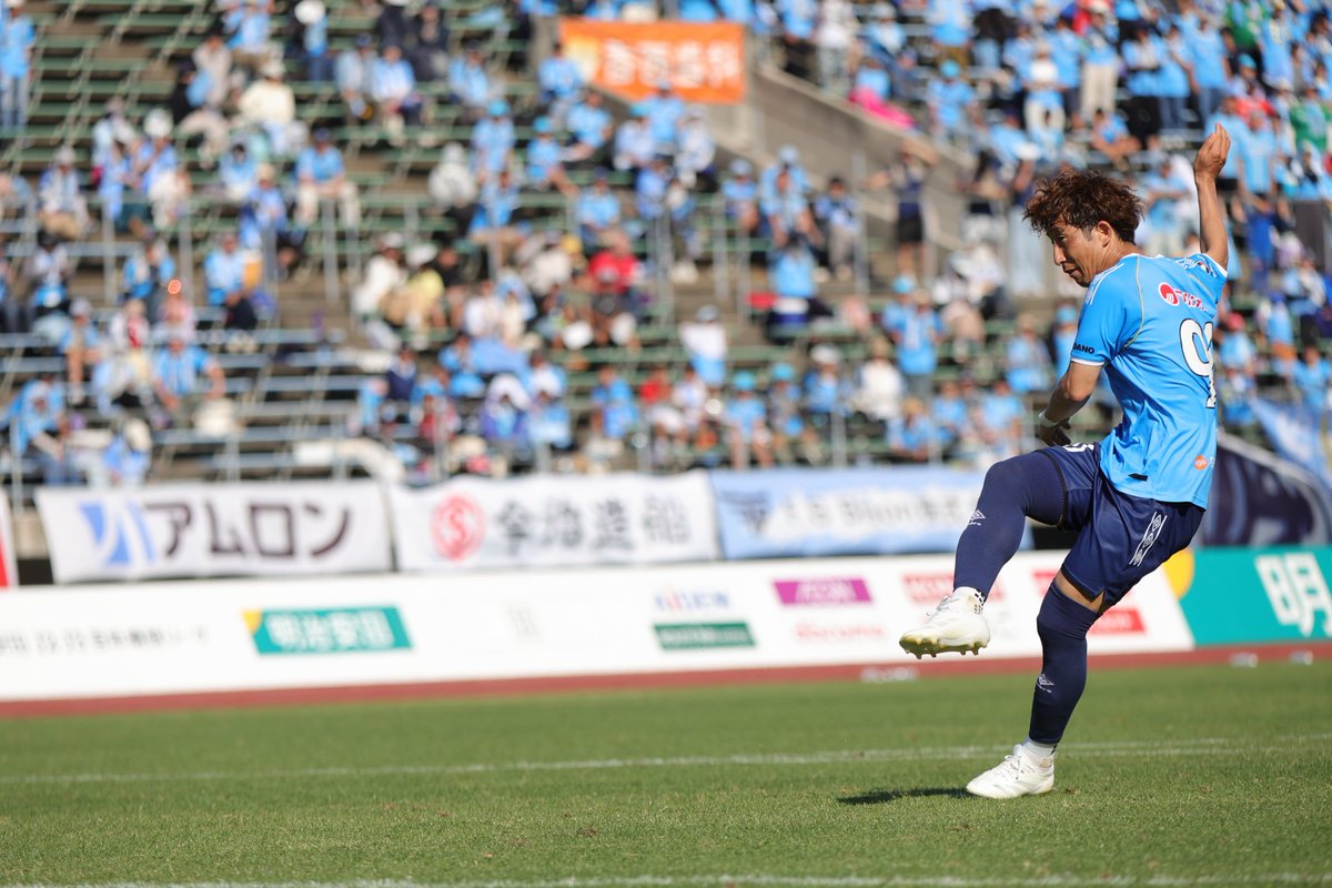 カマタマーレ讃岐　上下M