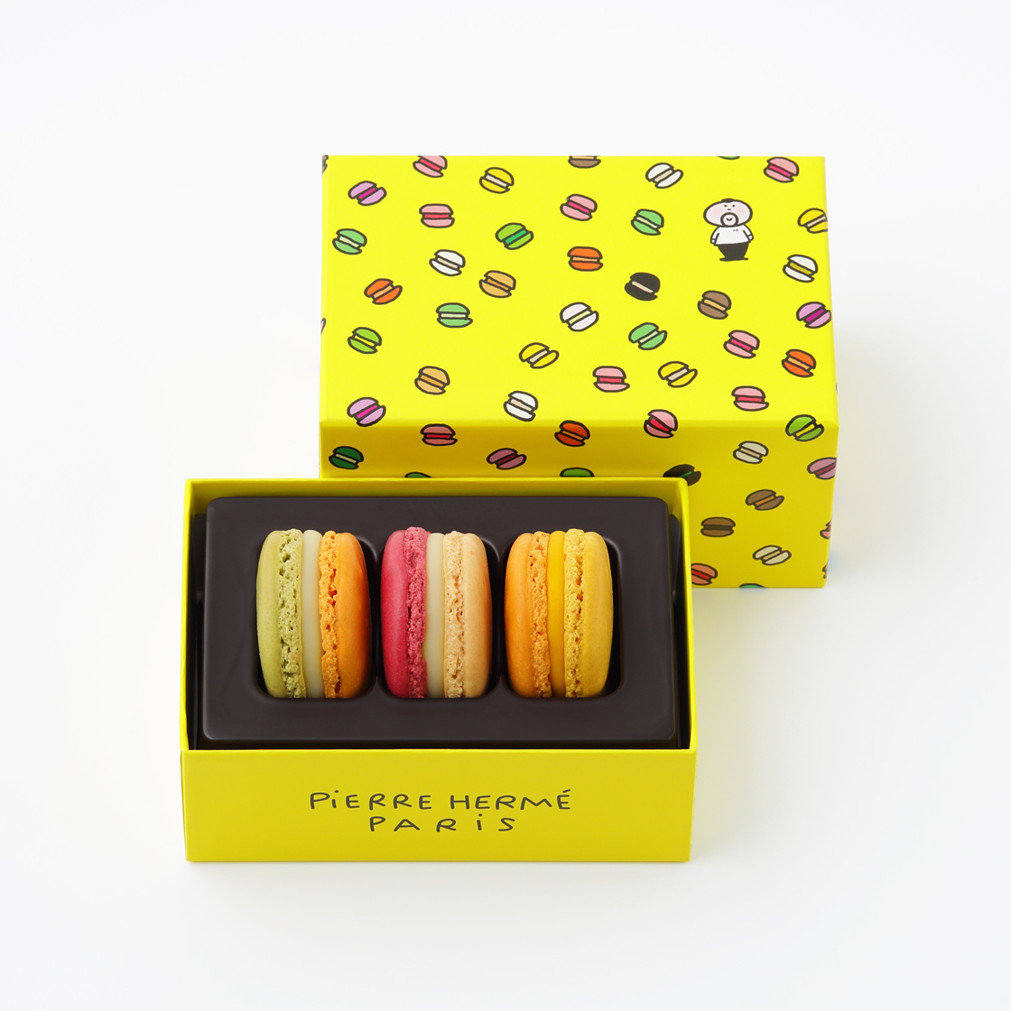 gransta_jp's tweet photo. 『THE MACARON MONTH』開幕🎊

改札内 B1 #ピエールエルメパリ では、代名詞のマカロンを楽しみ尽くす一ヶ月がスタート！
季節限定、独創的な新作、人気の定番まで、テクスチャーとフレーバーが融合した20種類の圧巻のラインナップ！
宝石のようなマカロンをご堪能ください💖

https://t.co/ILWmbLIIIz https://t.co/EjVJJDsRNt