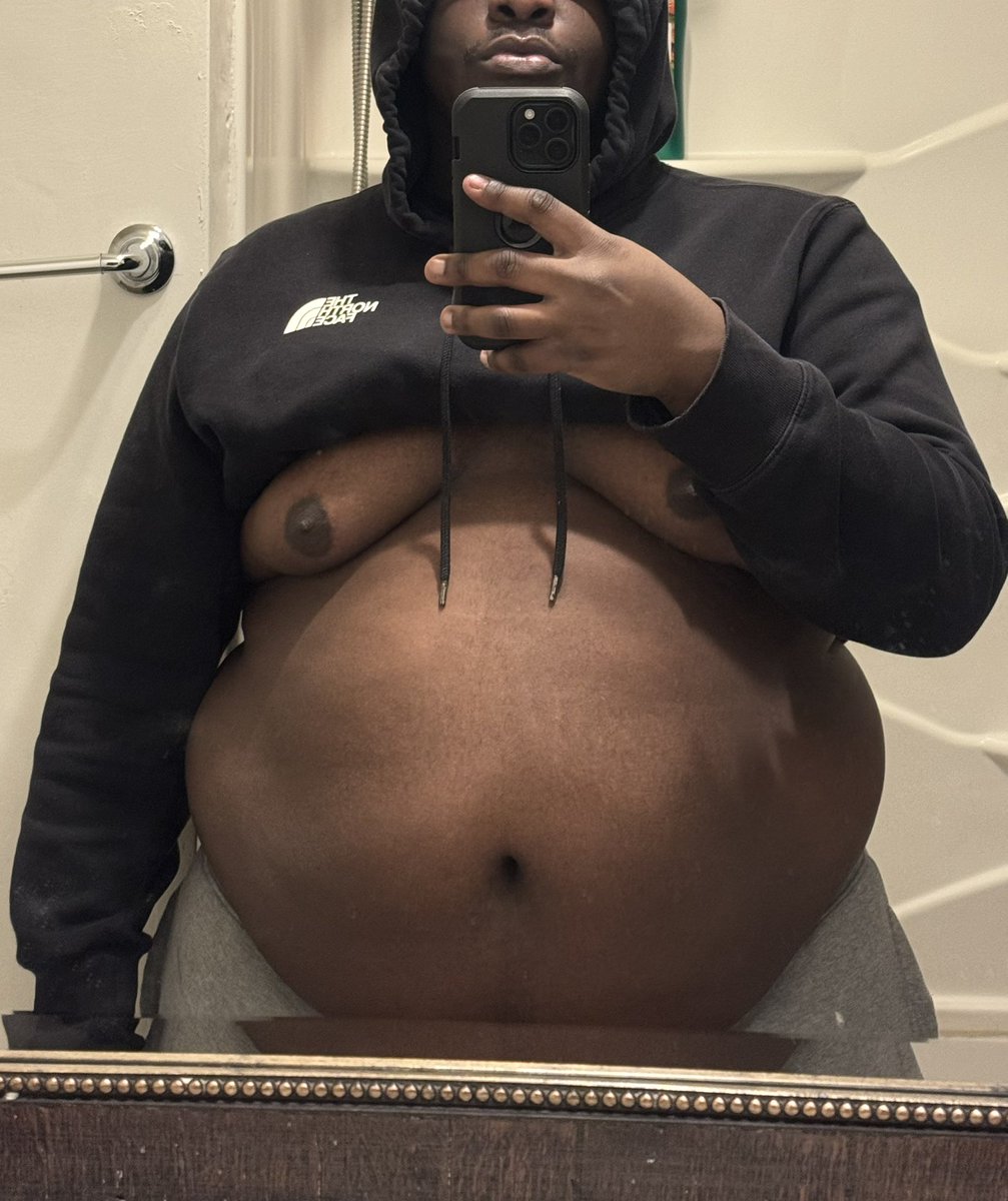 hedonistichub's tweet photo. Nipples https://t.co/USXvKUqVOM