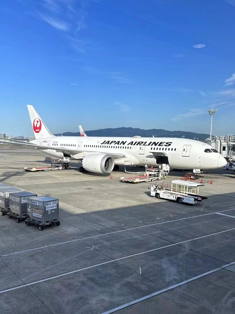 Linzfc's tweet photo. 帰ってきた https://t.co/ZlaHloxl8M